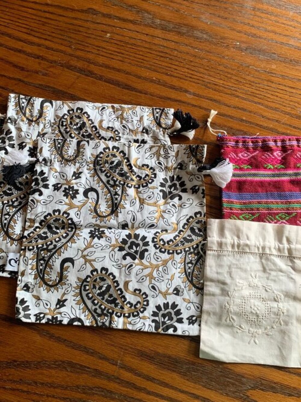 Set of 4 Reusable Gift Pouches Drawstring Cotton‎ Bags Hand Woven Embr. Printed
